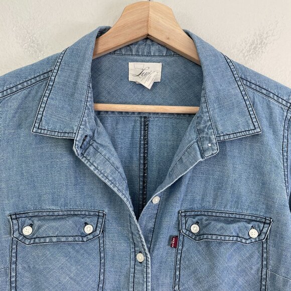 Levis Womens Large Light Blue Long Sleeve Button Up Denim Shirt Chambray - Picture 8 of 9